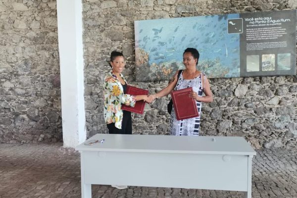Assinatura do Protocolo de cooperação entre o Instituto do Património Cultural e a Associação de Peixeiras de São Vicente